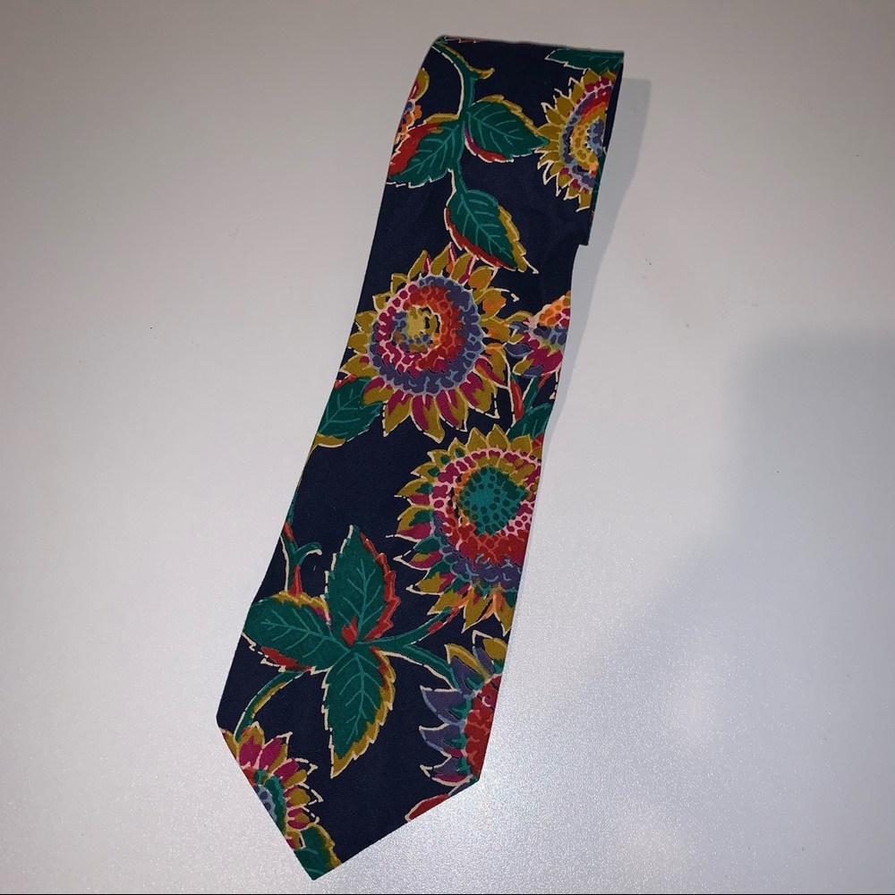 Banana Republic vintage cotton tie floral USA
